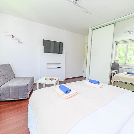 شقة Beautiful Cozy Studio Close To City Center سراييفو المظهر الخارجي الصورة