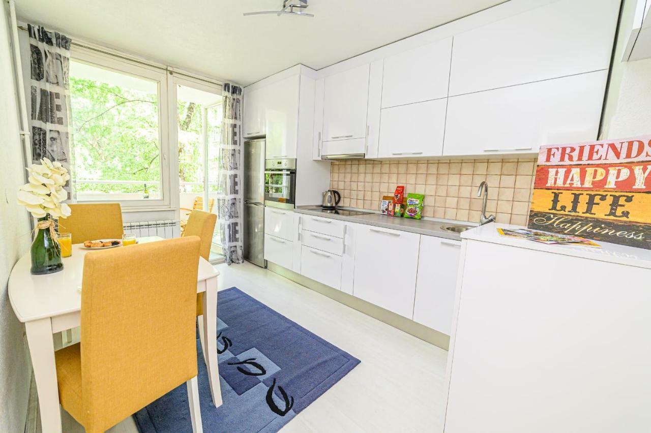 شقة Beautiful Cozy Studio Close To City Center سراييفو المظهر الخارجي الصورة